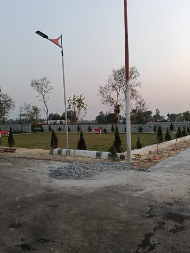 Garden, krishna-iscon-valley  1200 Sq.Ft. Plot In Gosainganj Lucknow 9552597