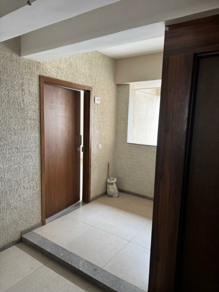 Room, shela 3 Bedroom 1340 Sq.Ft. Apartment In Shela Ahmedabad 9552652