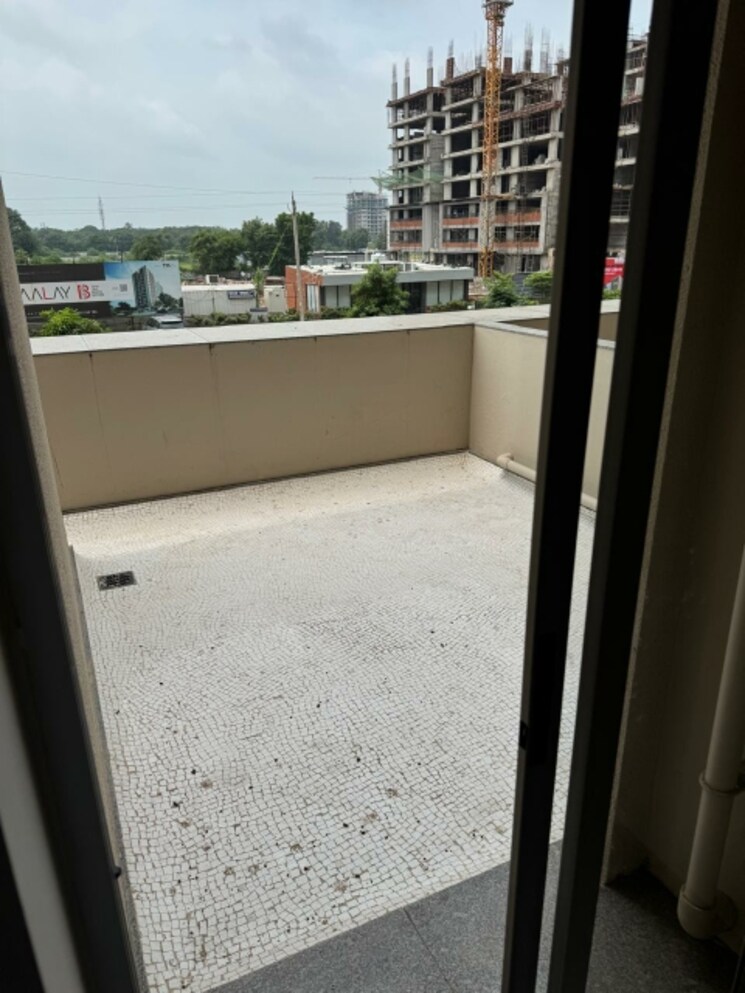 Balcony, shela 3 Bedroom 1340 Sq.Ft. Apartment In Shela Ahmedabad 9552652