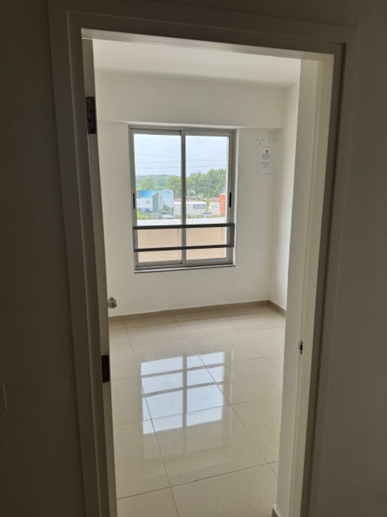 Room, shela 3 Bedroom 1340 Sq.Ft. Apartment In Shela Ahmedabad 9552652