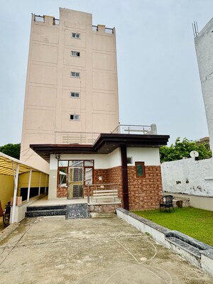  Pg – Exterior View View at Knowledge Park V Greater Noida - for Rent