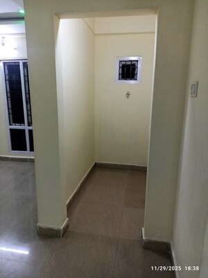 Room in 3 BHK Apartment at Sheela Nagar – for Sale