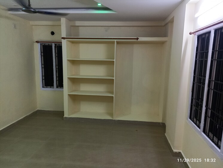 Room, sheela nagar 3 Bedroom 1340 Sq.Ft. Apartment In Sheela Nagar Vizag 9552456