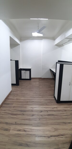 Room in  Office Space at Ishana CHS, Kothrud – for Rent