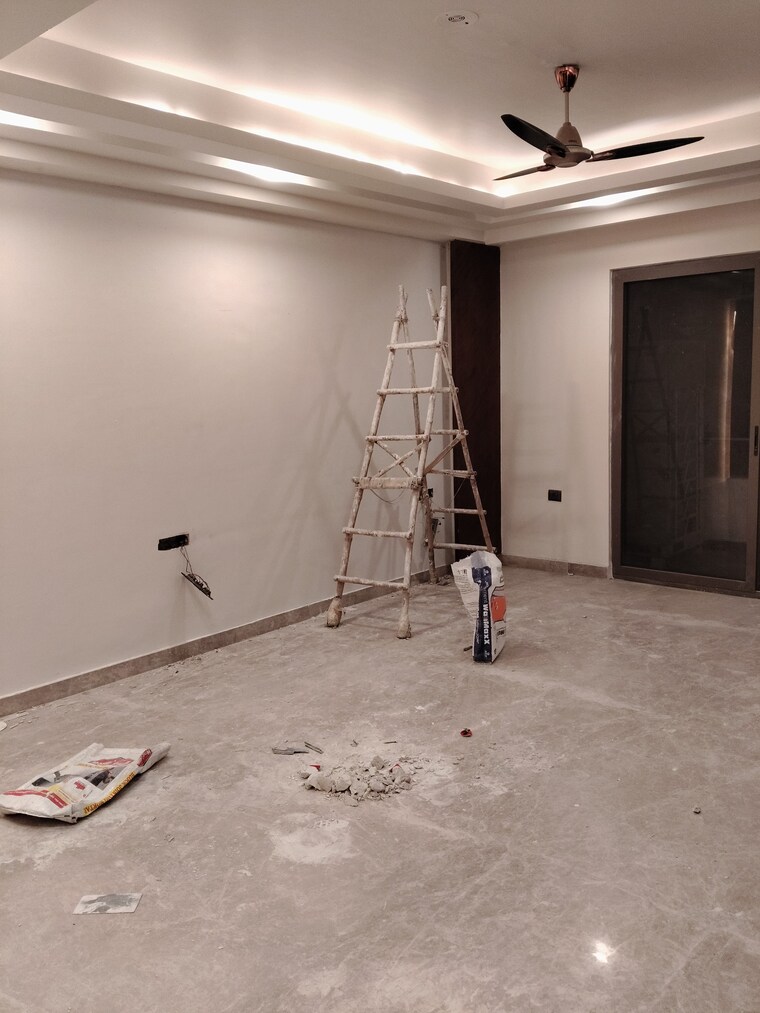  Parking, dlf-city-phase-iv 4 Bedroom 3500 Sq.Ft. Builder Floor In Dlf Phase iv Gurgaon 9552705