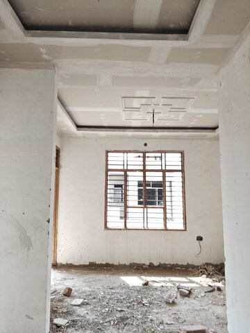 Building Lobby in 4 BHK Independent House at Chinhat – for Sale