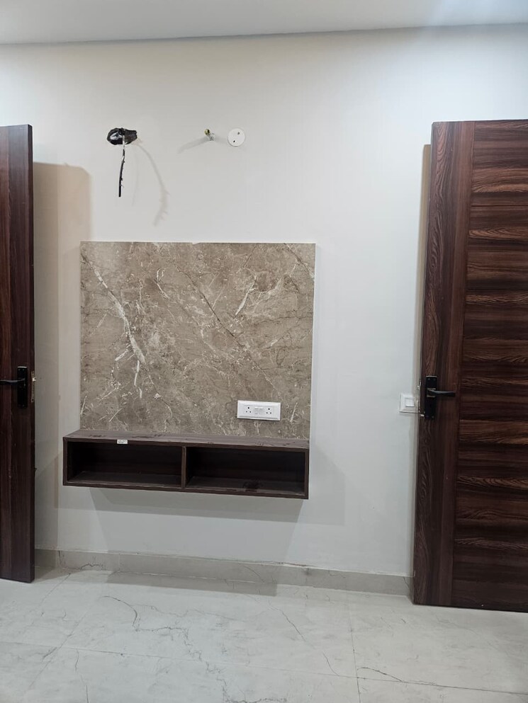 Room, dhakoli 3 Bedroom 990 Sq.Ft. Apartment In Dhakoli Zirakpur 9552742