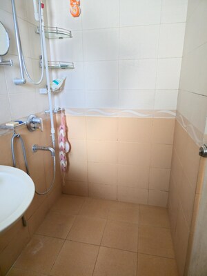 Bathroom in 2 BHK Apartment at Deccan Gymkhana – for Rent