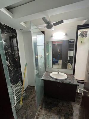 Attached Bathroom in 3 BHK Builder Floor at S 27 Luxury Homes, Greater Kailash I – for Rent