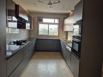 Kitchen in 3 BHK Builder Floor at Ansal Sushant Lok I, Sector 43 – for Rent