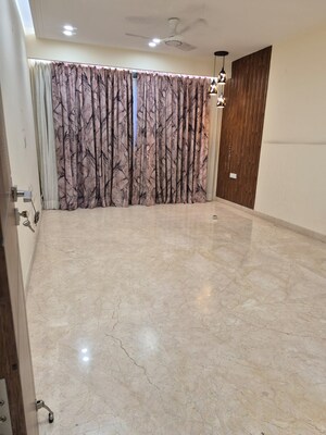 Room in 3 BHK Builder Floor at Ansal Sushant Lok I, Sector 43 – for Rent