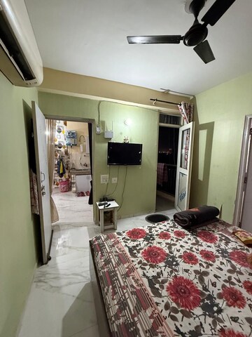 1.5 BHK Apartment For Rent in Vip Road