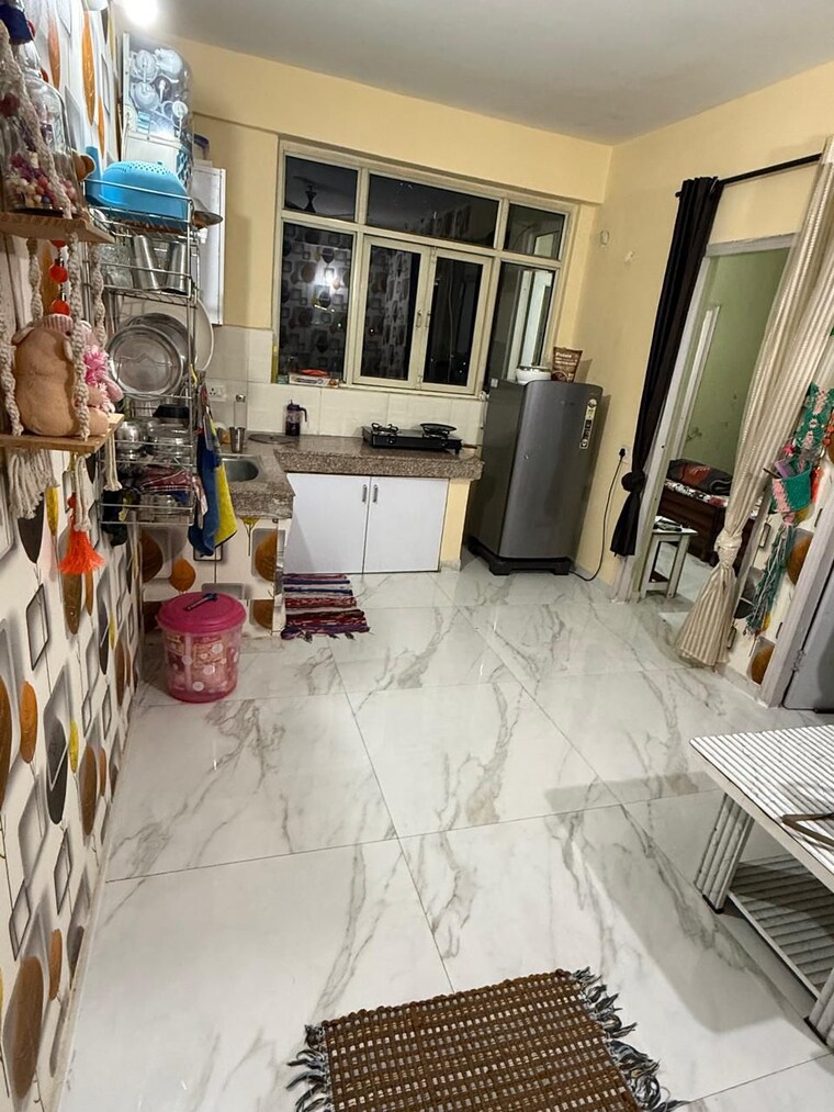 undefined, vip road 1.5 Bedroom 750 Sq.Ft. Apartment In Vip Road Zirakpur 9552755