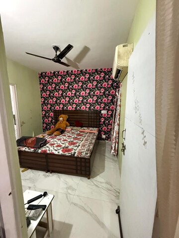 Bedroom in 1.5 BHK Apartment at Vip Road – for Rent