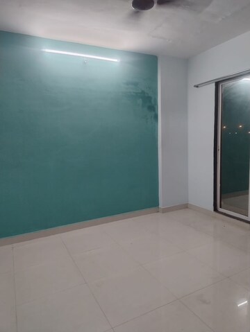 Room in 2 BHK Apartment at VR Signet, Ulwe Sector 17 – for Rent