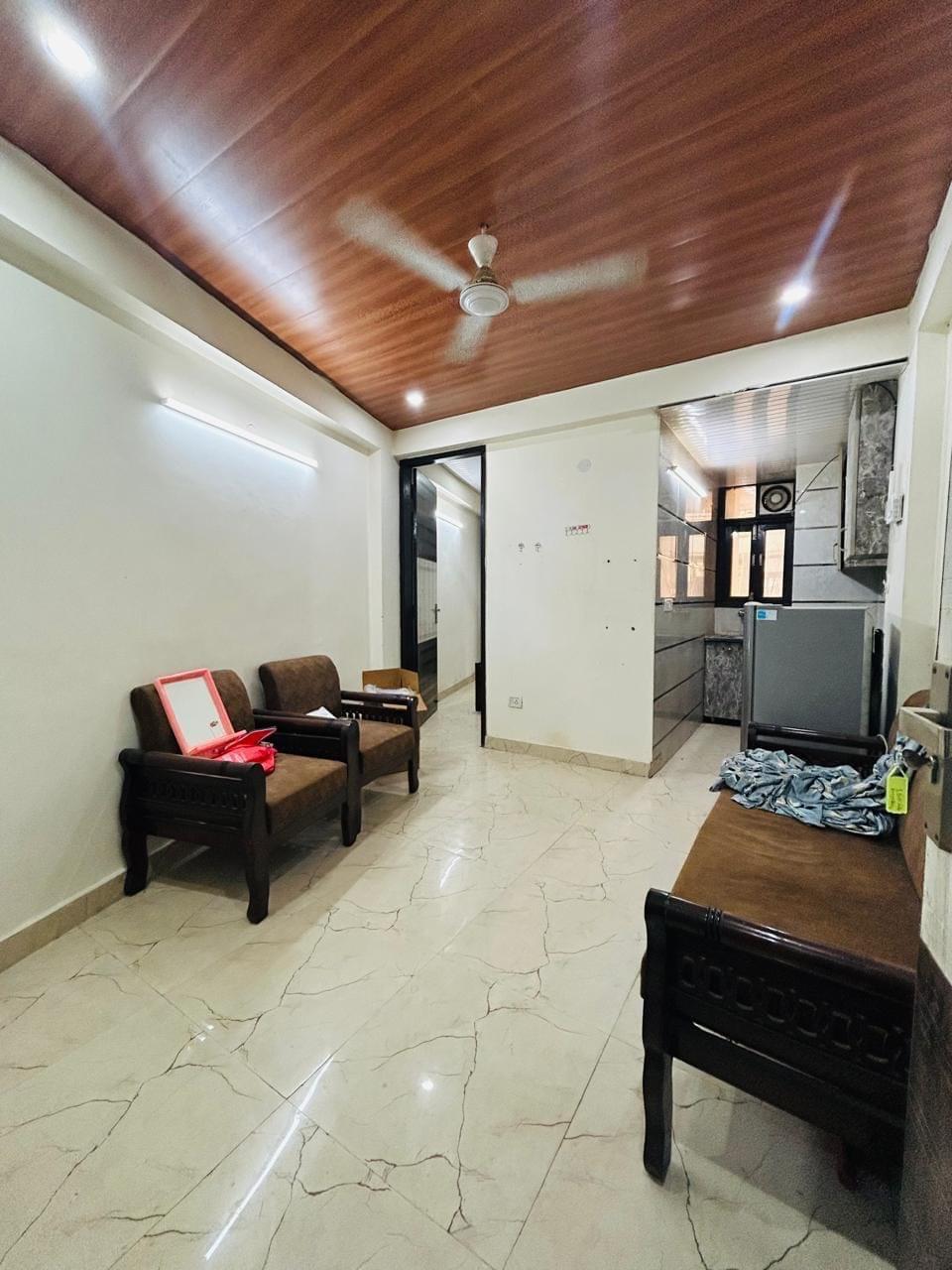 1 BHK Builder Floor For Rent in Saket