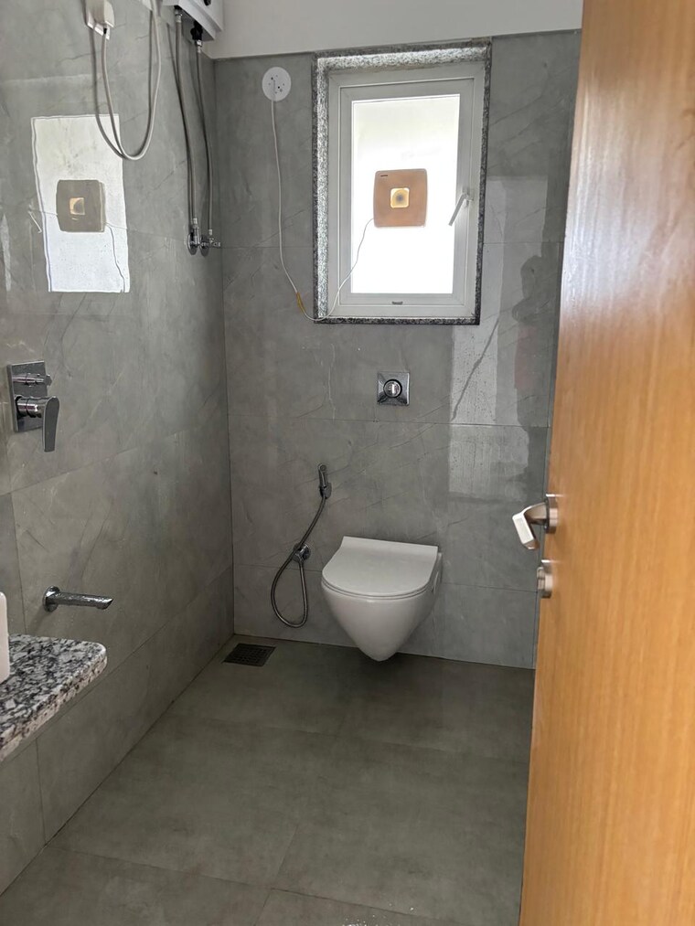 Bathroom, chembur 2 Bedroom 735 Sq.Ft. Apartment In Chembur Mumbai 9552812