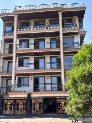 5 BHK Builder Floor – Exterior View View at Vasant Kunj - for Sale