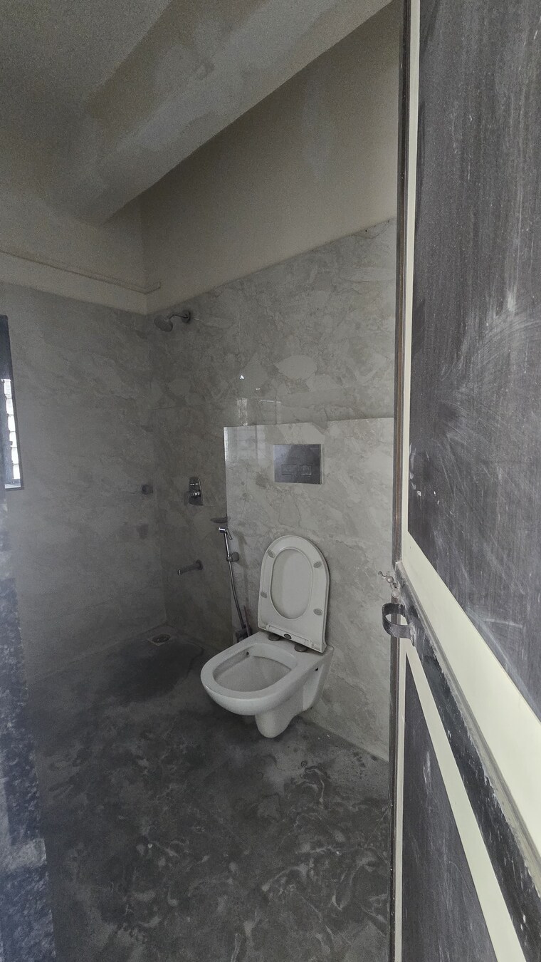 Bathroom, parsik-hills 6+ Bedroom 8000 Sq.Ft. Independent House In Cbd Belapur Sector 24 Navi Mumbai 9552840