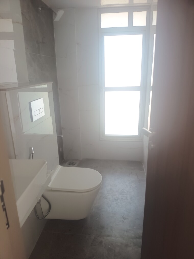 Bathroom, jp-north-barcelona 3 Bedroom 915 Sq.Ft. Apartment In Mira Road Thane 9552856