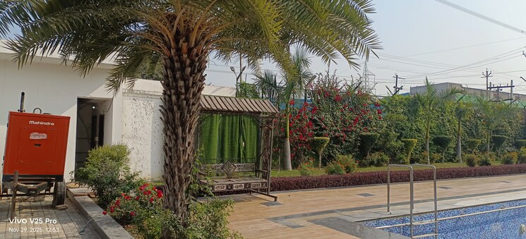 Garden, deeksha-dwarika 4 Bedroom 4000 Sq.Ft. Penthouse In Khandari Agra 9552844