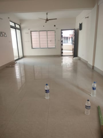 Room in 2 BHK Apartment at Sunshine Enclave New Town, New Town – for Sale