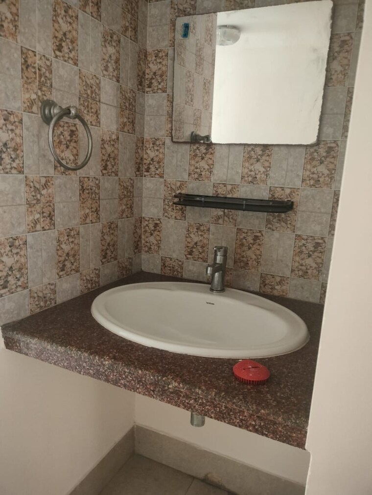 Bathroom, sunshine-enclave-new-town 2 Bedroom 1060 Sq.Ft. Apartment In New Town Kolkata 9552841