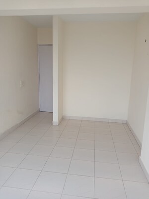 Room in 3 BHK Apartment at Sunshine Enclave New Town, New Town – for Sale