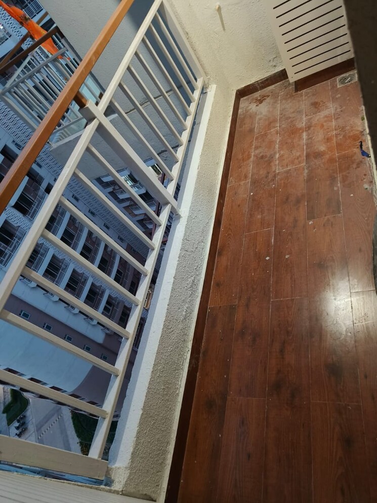 Balcony, rishita-mulberry-heights 3 Bedroom 1832 Sq.Ft. Apartment In Sushant Golf City Lucknow 9552876