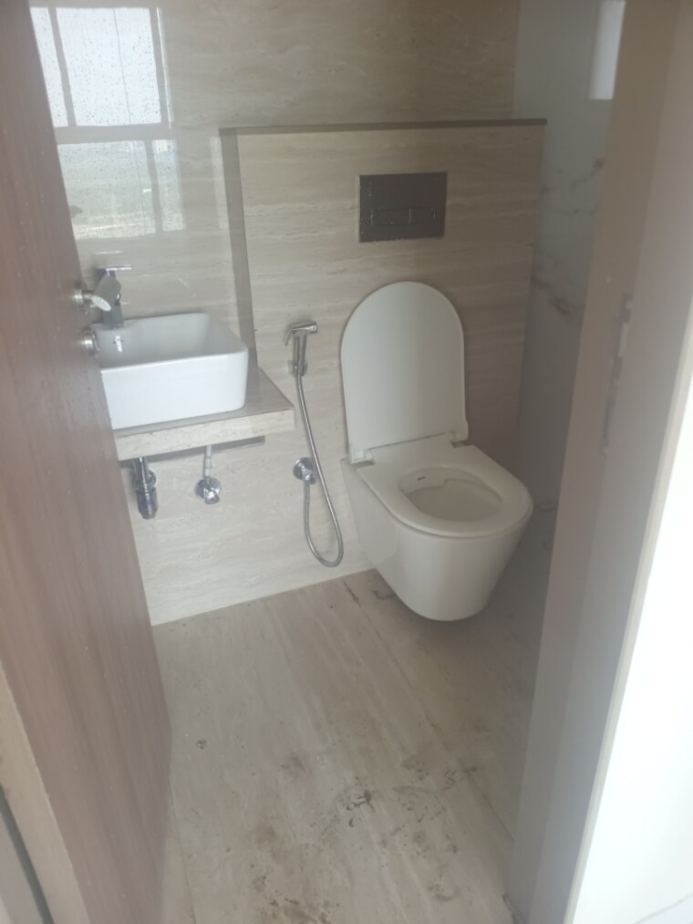 Bathroom, jp-north-barcelona 3 Bedroom 1007 Sq.Ft. Apartment In Mira Road Thane 9552913