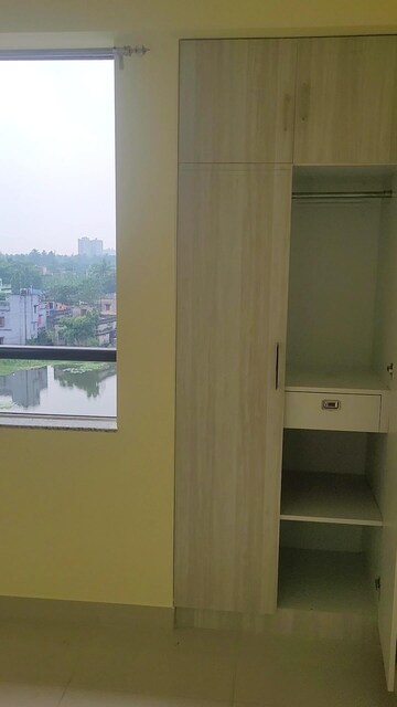 Furnished Amenities in 3 BHK Apartment at Godrej Seven, Joka – for Rent