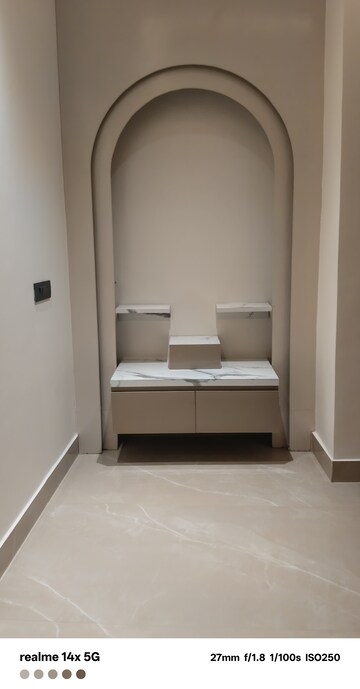 Bathroom in 3 BHK Builder Floor at Amolik Aster Woods, Sector 98 – for Sale