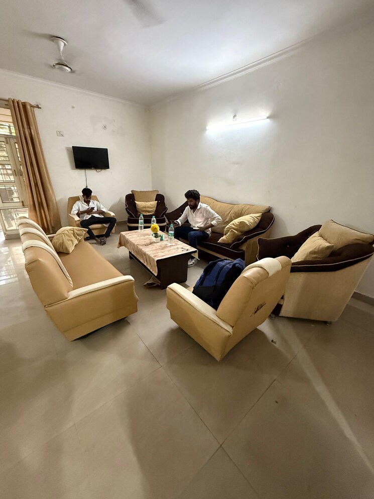 Living Room, kg-royal-heights 2 Bedroom 1700 Sq.Ft. Apartment In Faizabad Road Lucknow 9552915