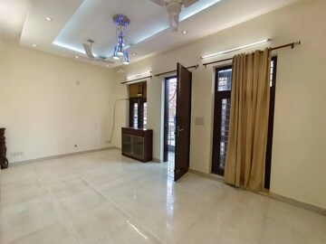 Room in 2 BHK Apartment at Bhavesh Plaza, Nalasopara West – for Rent