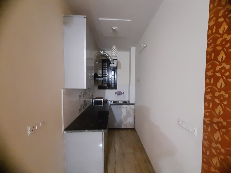 Kitchen, vipin garden 2 Bedroom 65 Acre Builder Floor In Vipin Garden Delhi 9552971