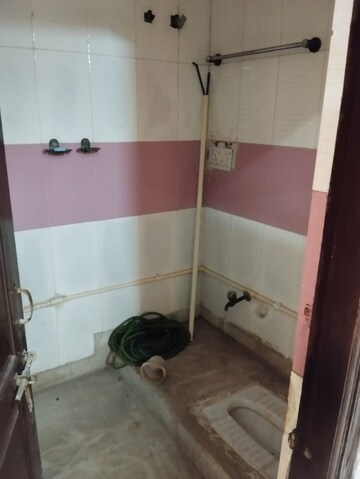 2 BHK Builder Floor For Rent in Vipin Garden