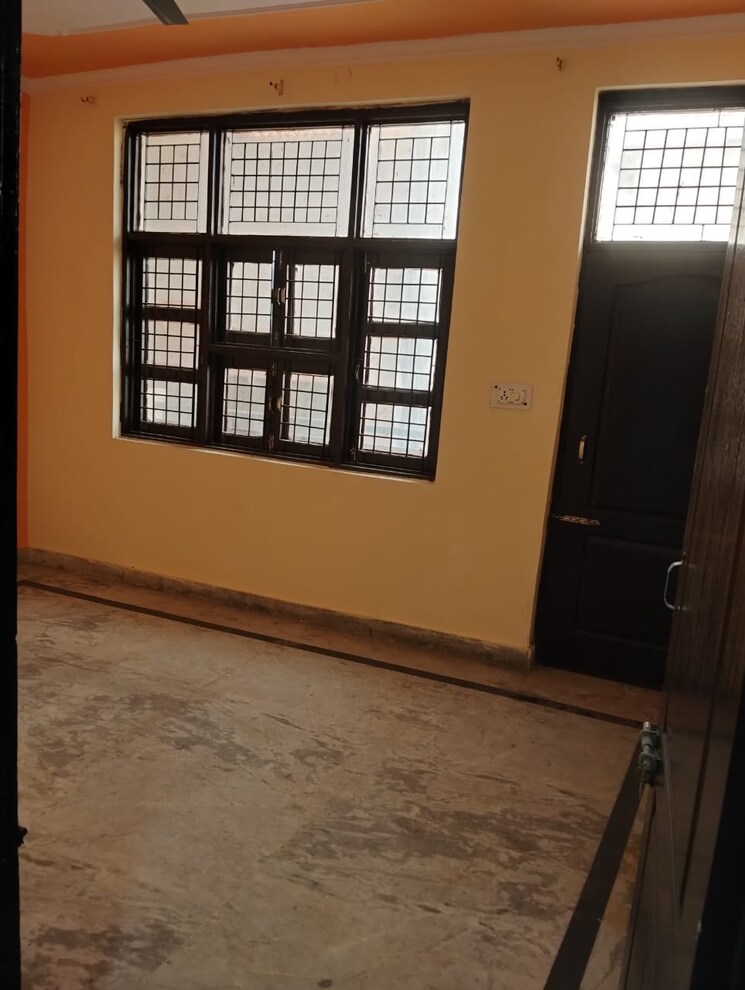 Room, vipin garden 2 Bedroom 80 Acre Builder Floor In Vipin Garden Delhi 9552997