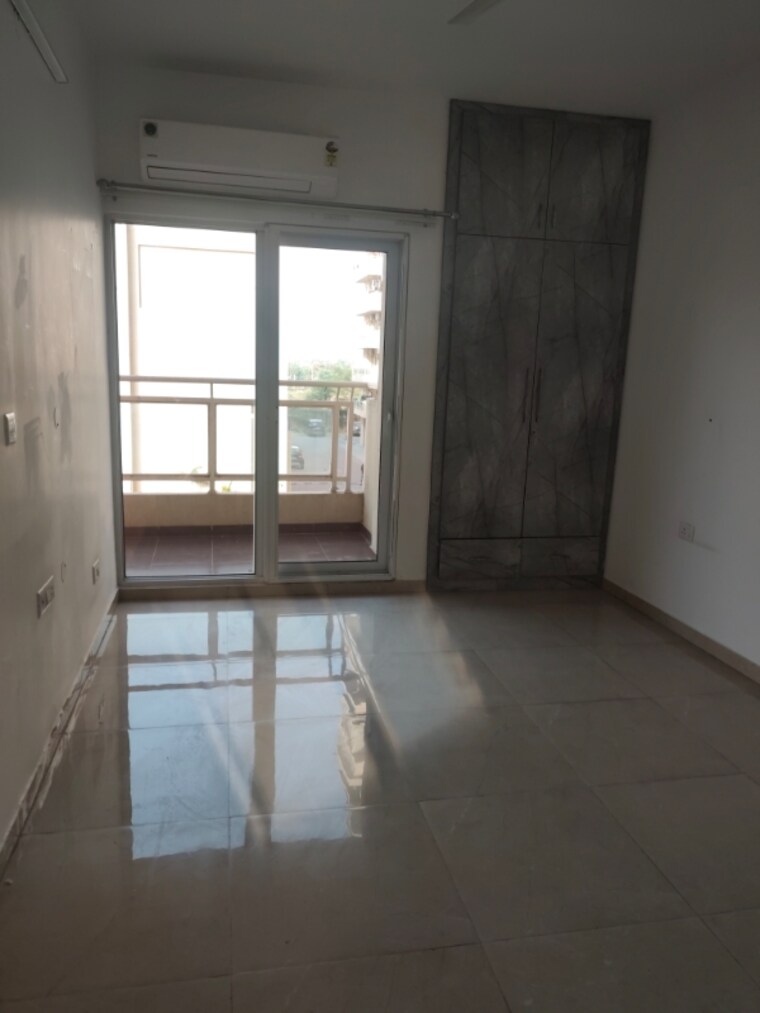 Bedroom, elite-golf-green 5 Bedroom 2715 Sq.Ft. Apartment In Sector 79 Noida 9553030