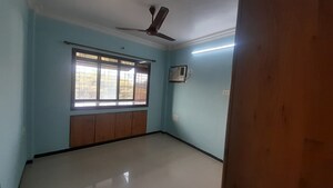 Room in 2 BHK Apartment at Nav Sanyukt CHS, Andheri East – for Rent