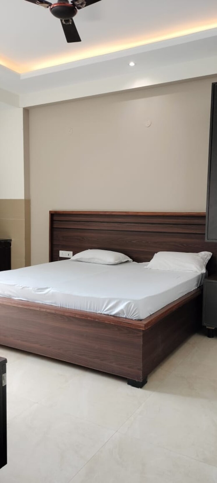 Bedroom, ambience-mall 1 RK 450 Sq.Ft. Builder Floor In Sector 24 Gurgaon 9553055