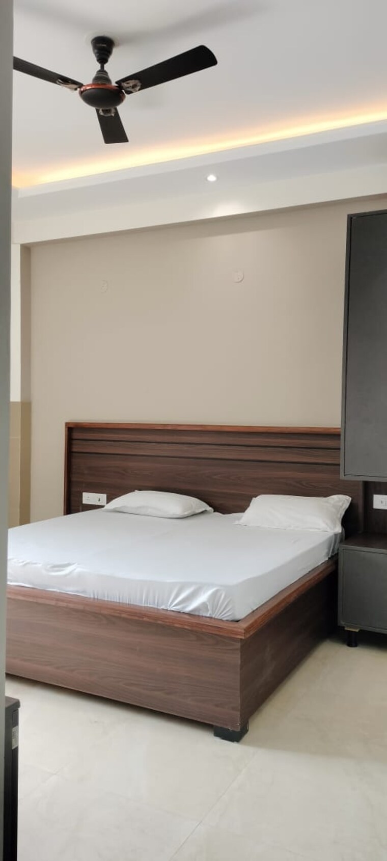 Bedroom, ambience-mall 1 RK 450 Sq.Ft. Builder Floor In Sector 24 Gurgaon 9553055