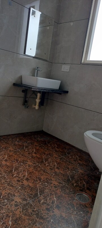 Bathroom in 1 RK Builder Floor at Ambience Mall, Sector 24 – for Rent