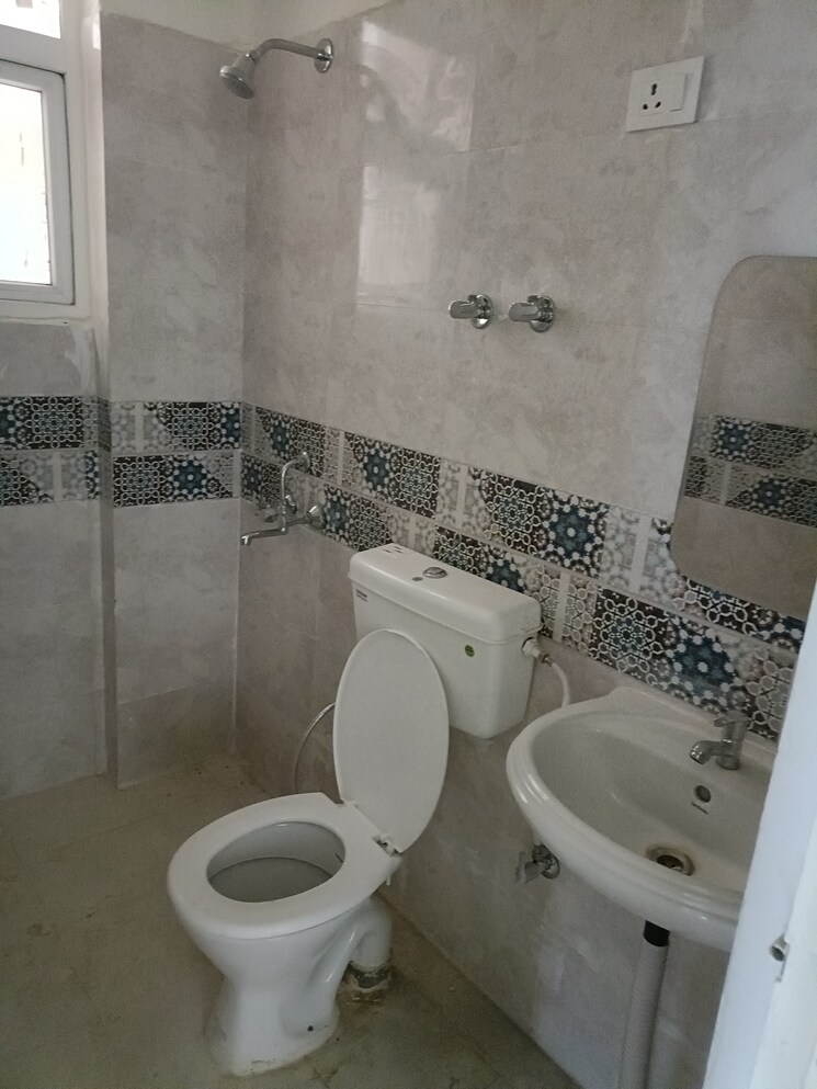 Bathroom, signature-global-prime 2 Bedroom 1200 Sq.Ft. Apartment In Sector 63a Gurgaon 9553092