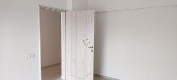 Room in 3 BHK Apartment at Nandan Prospera Gold, Balewadi – for Rent