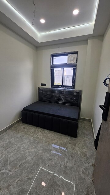 Living Room in 1 BHK Builder Floor at Sector 45 – for Rent