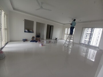 Room in 4 BHK Apartment at Ganga Legend, Bavdhan – for Rent