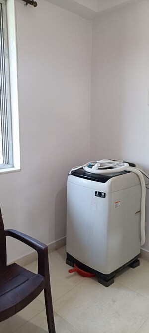 Furnished Amenities in 2 BHK Apartment at MIG Colony, Worli – for Rent