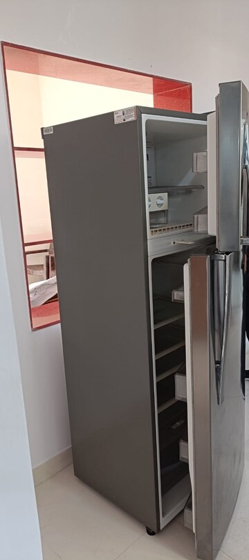 Furnished Amenities in 2 BHK Apartment at MIG Colony, Worli – for Rent