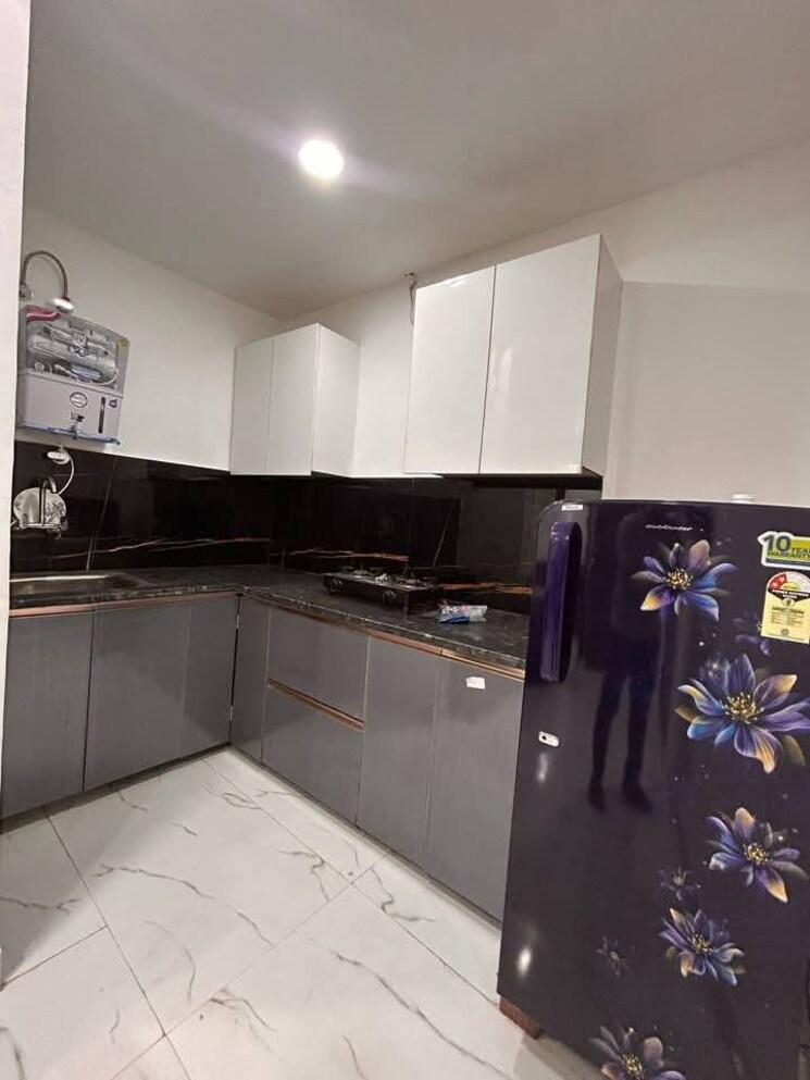 Kitchen, chattarpur 1 Bedroom 450 Sq.Ft. Builder Floor In Chattarpur Delhi 9553117