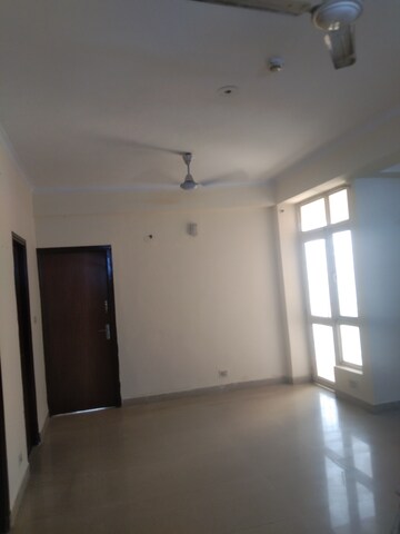 2 BHK Apartment For Rent in Supertech Ecovillage II, Sector 16b Greater Noida